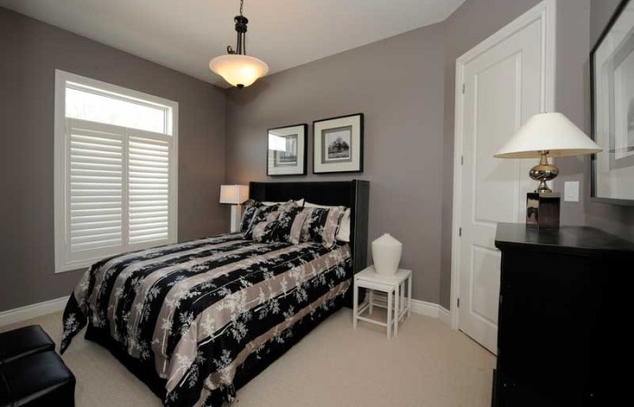 bedroomLaminateFlooring